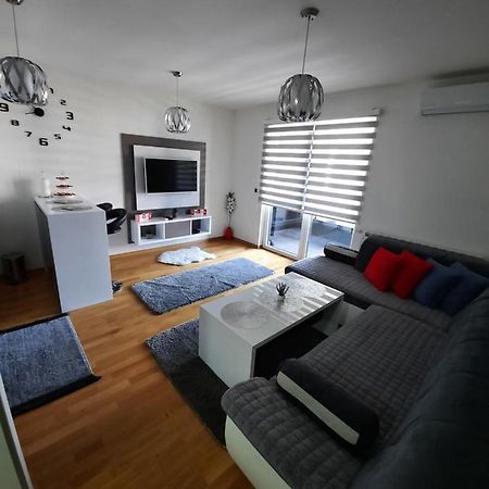 Apartman Bulevar Sarajevo - Free Parking Экстерьер фото